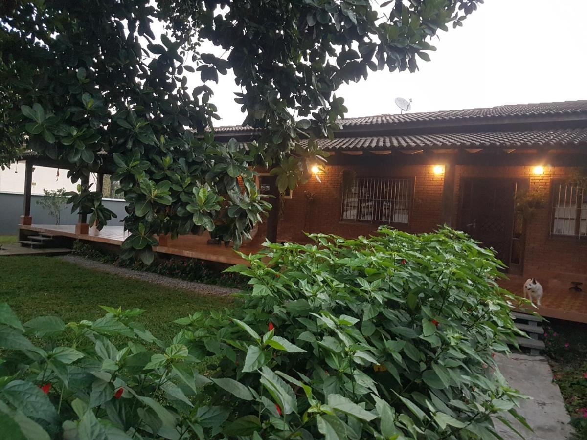 Hospedagem Economica Flor De Maria Caraguatatuba Exterior foto