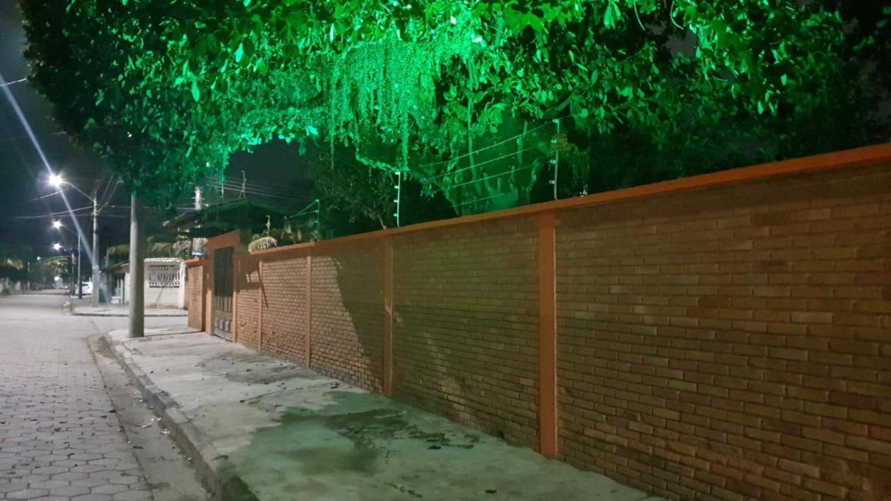 Hospedagem Economica Flor De Maria Caraguatatuba Exterior foto